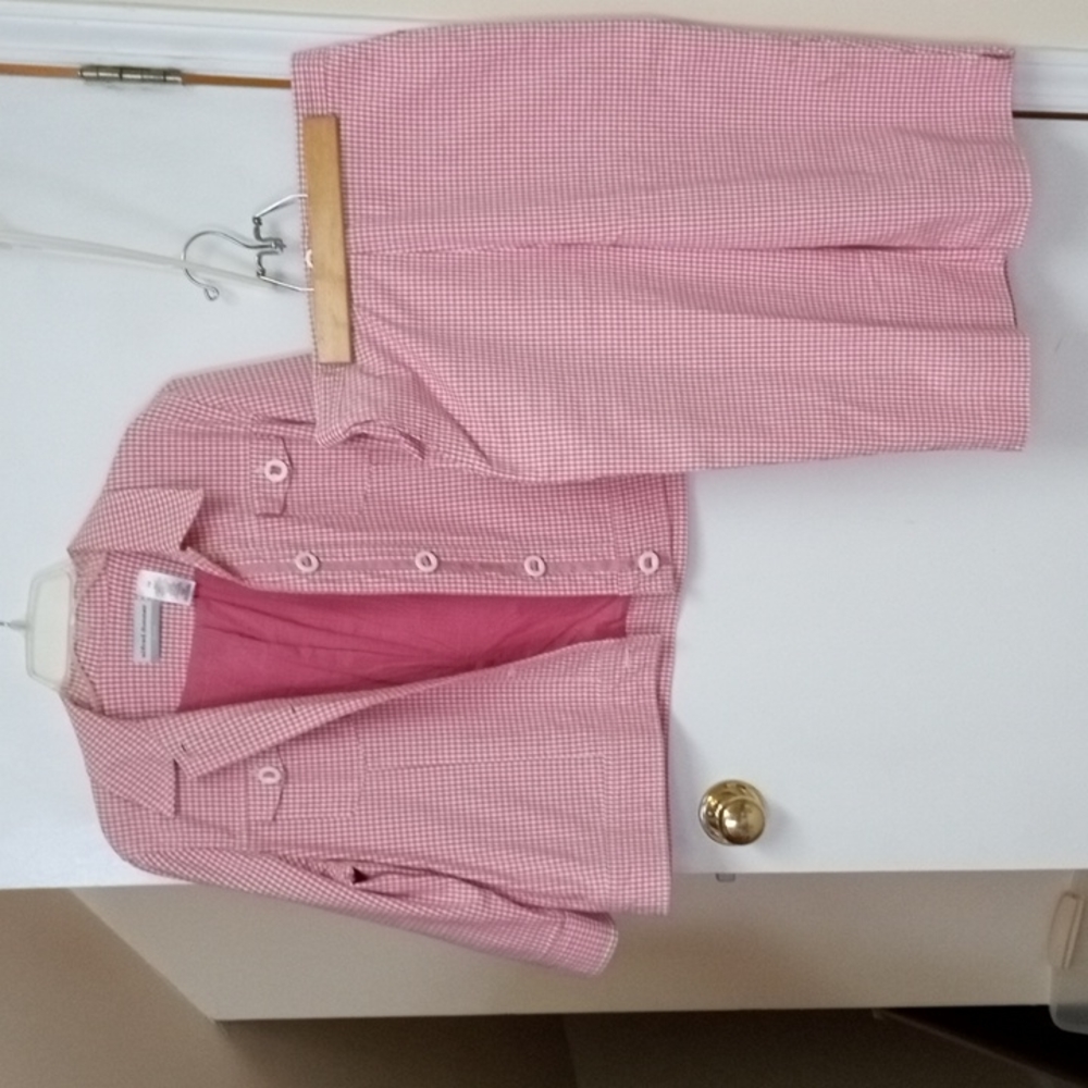 Jacket and pants suit